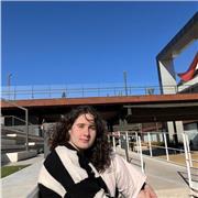 Soy un estudiante de magisterio infantil de la universidad de Valencia, tengo experiencia de 4 años dando clases particulares. Doy clases desde niños de 3 años a 15 años